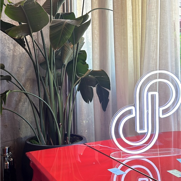 ~Welcome~ Meet The Posher 💚 - Picture 3 of 13